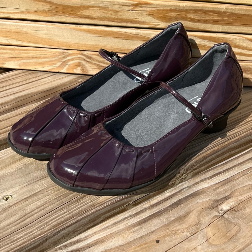 RARE Asics Giro Pedala MaryJane Plum Patent Leather Walking Shoe! EUC! - Picture 4 of 16
